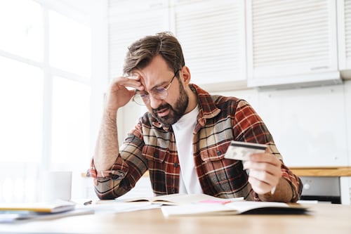 ¿Cómo saber si está en la Central de Riesgos en Ecuador 2026?