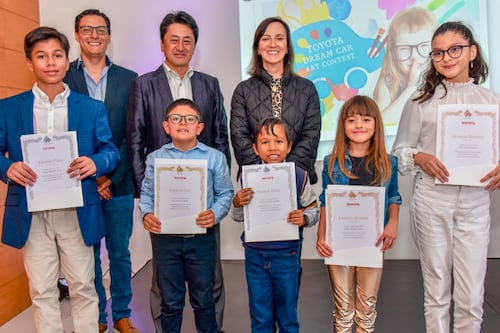 Toyota del Ecuador premia a ganadores del concurso de pintura infantil “Toyota Dream Car Art”