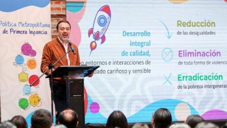 Alcalde Pabel Muñoz, durante la presentación de la Política de Primera Infancia