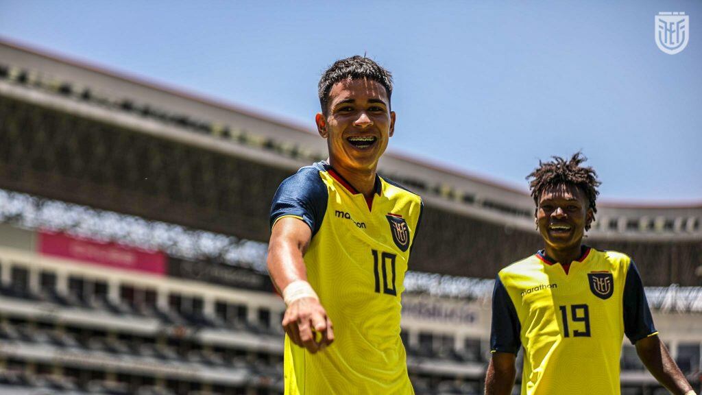Kendry Páez con la Tricolor Sub 17