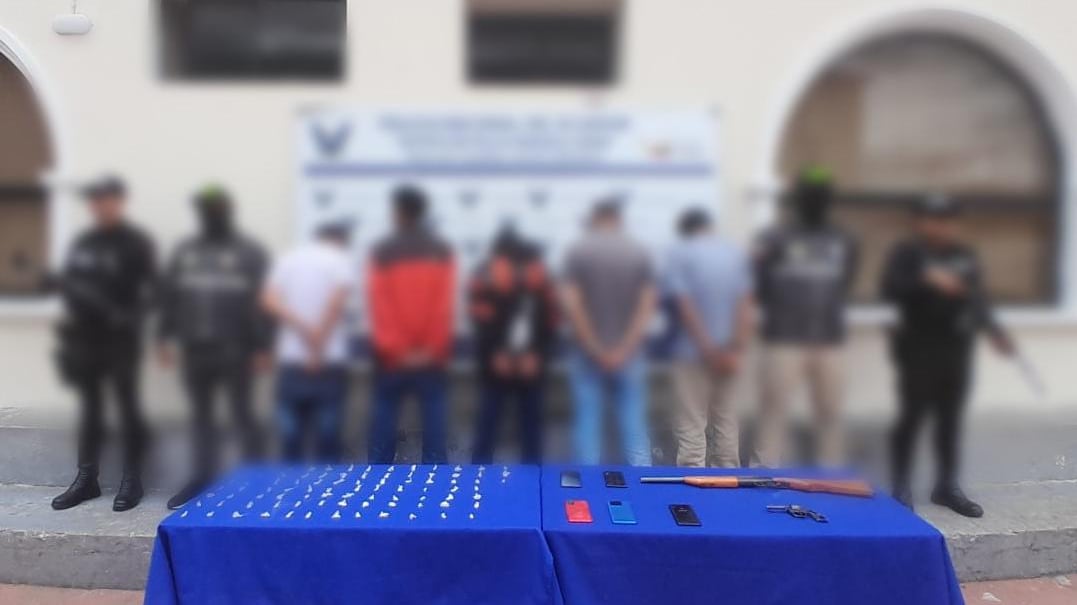 Operativo en el centro de Quito dejó cinco aprehendidos vinculados a “Los Lobos” - Fuente: Policía Nacional del Ecuador