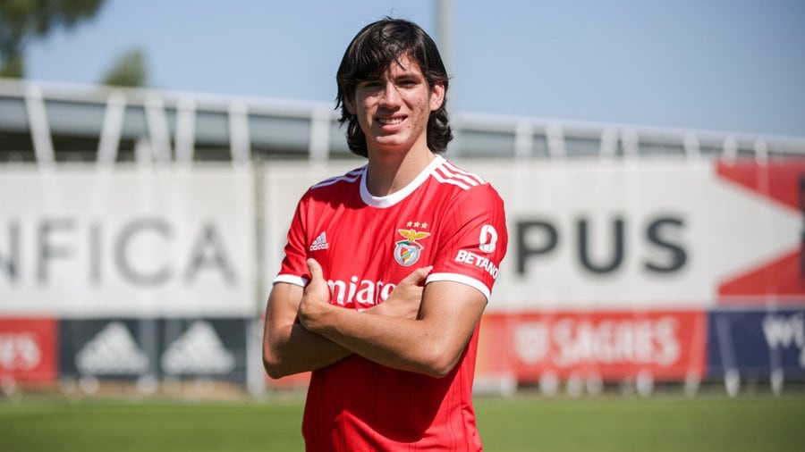 Marco Zambrano con el Benfica de Portugal