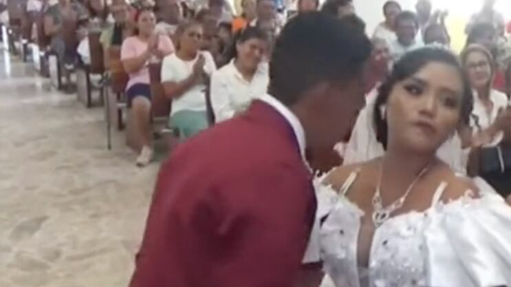 Novia se vengó por atraso