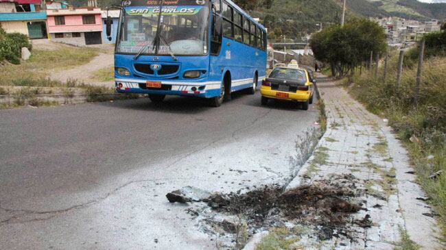 Dictan prisión preventiva a los presuntos responsables de calcinar a una persona en La Roldós.
