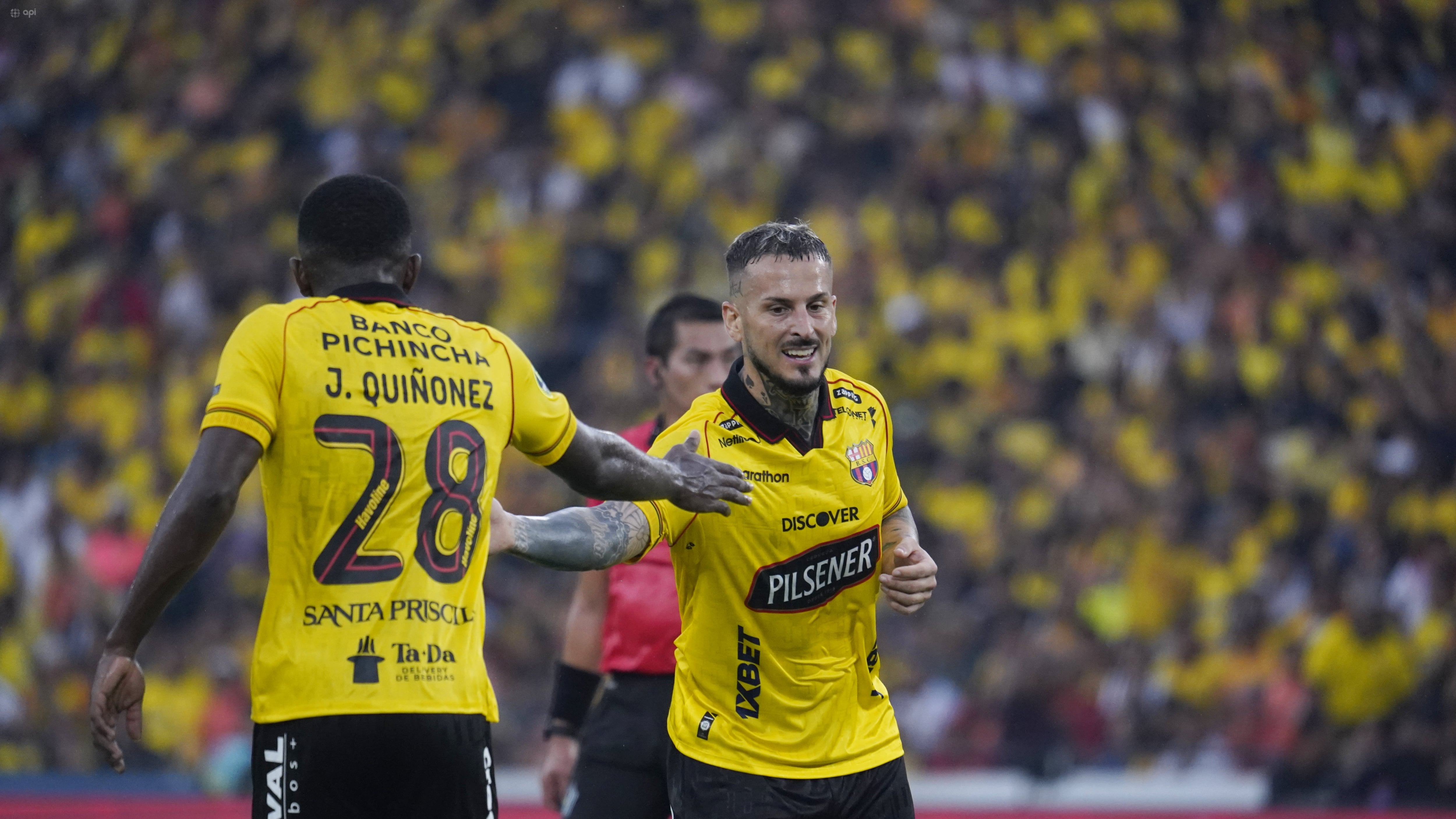 Darío Benedetto tras marcar con Barcelona SC ante Emelec