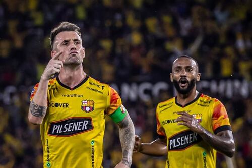 “El marido de Liga”, el festejo de hinchas de Barcelona por el golazo de Damián Díaz