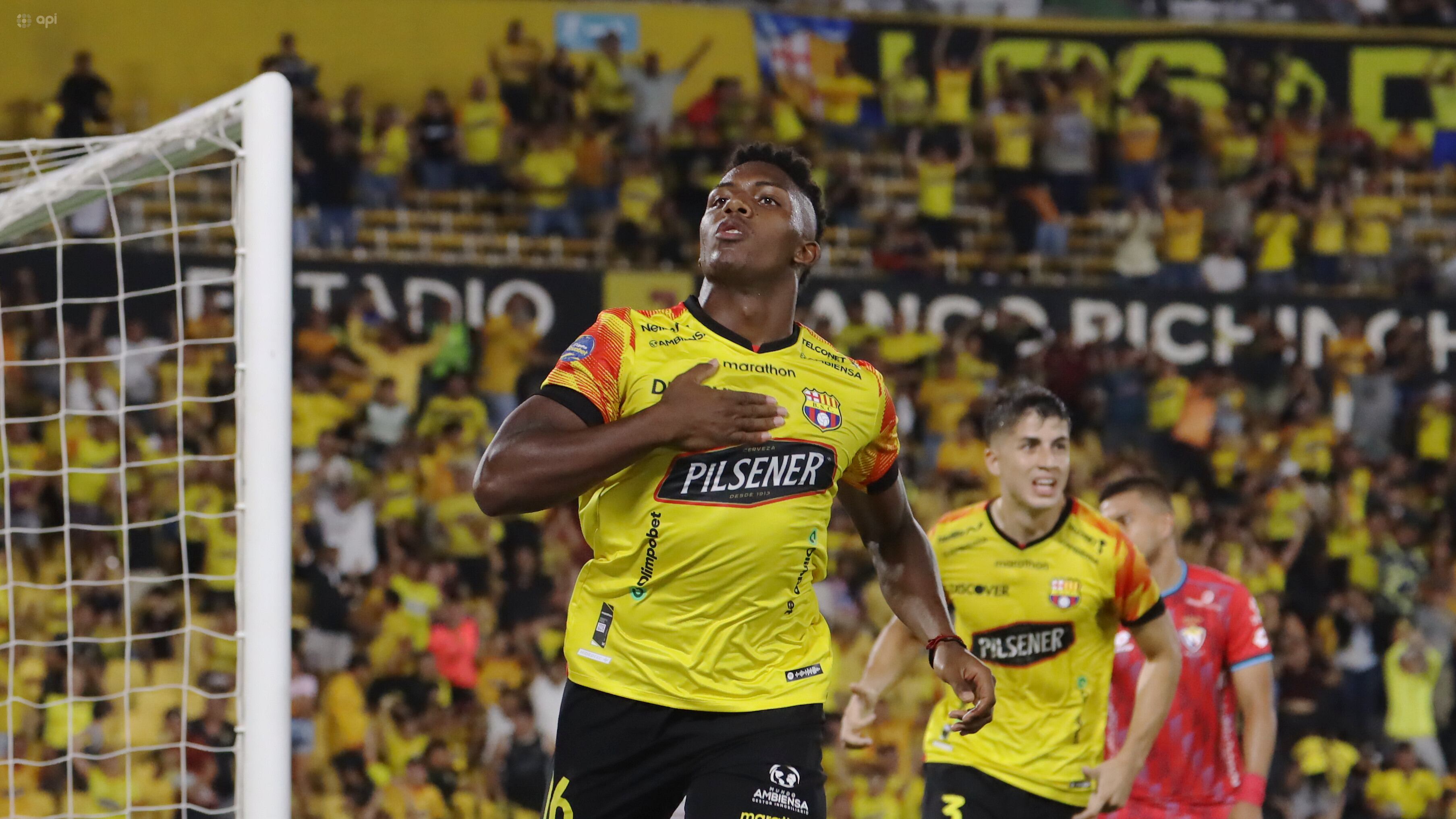 El conjunto de Guayaquil está listo para salir a buscar la victoria desde el primer minuto ante el Sao Paulo.
Fotos: César Muñoz/API