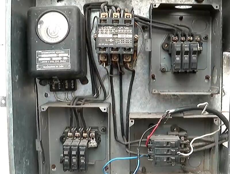 Roban campana y cableado en la iglesia de El Carmen Bajo