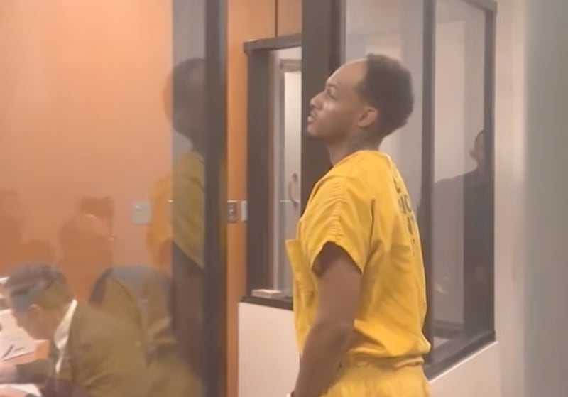 Donovan Faison fue hallado culpable de asesinar a su novia embarazada tras negarse a abortar; el jurado recomendó la pena de muerte en Florida.