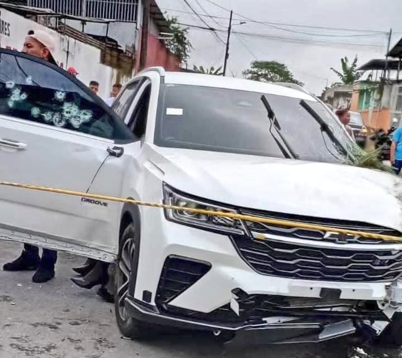 Cámara captó el despiadado sicariato a una familia de Santo Domingo