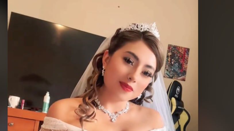 Novia mojada en Carnaval.