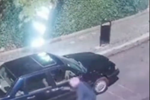 Cámaras captan presunto intento de secuestro en la González Suárez, norte de Quito