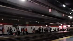 Metro de Quito afectado por el apagón