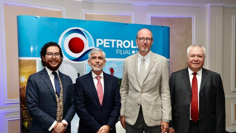 Lanzamiento Petrolia Ecuador