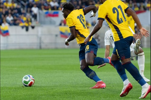 Así es el elegante traje que usará la selección de Ecuador en el Mundial 2026