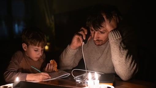 Crisis eléctrica en Ecuador: ¿cuántos megavatios se necesitan para que se acaben los cortes de luz?