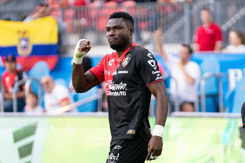 Jordy Caicedo con el Atlas de México
