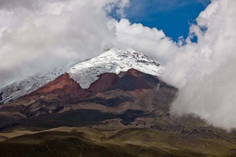 Alerta amarilla en el volcán Cotopaxi