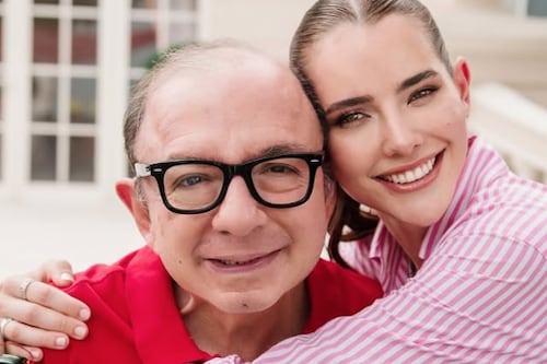 Álvaro Noboa aparece en una publicación por su cumpleaños con Lavinia Valbonesi