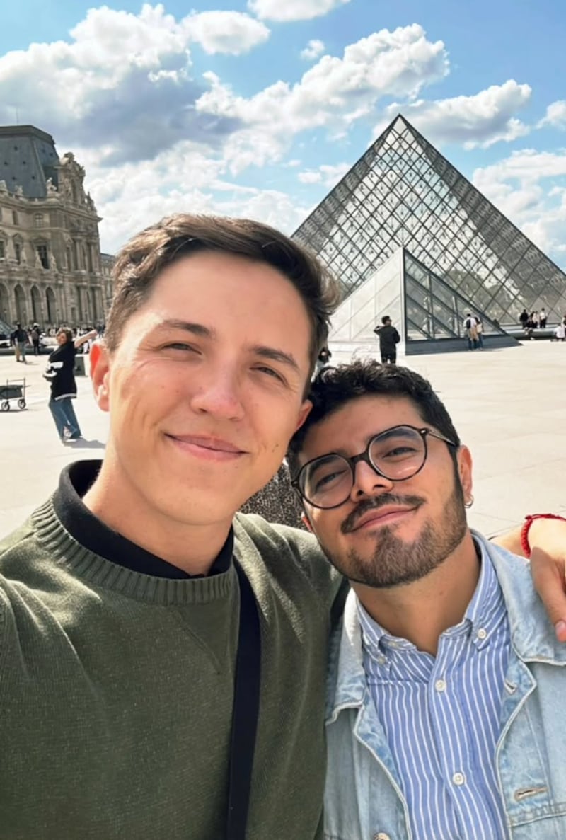 Diego Ulloa hizo público este 6 de noviembre que contraerá matrimonio con su pareja Serghej Ferla