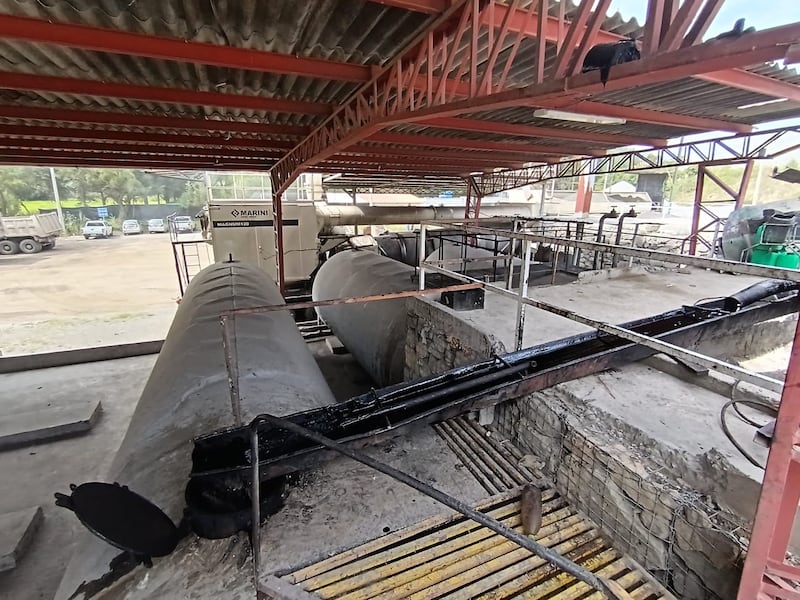 Cuenca suspende obras viales por falta de asfalto