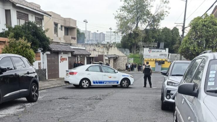 Sujetos acaban con la vida de una mujer en el norte de Quito