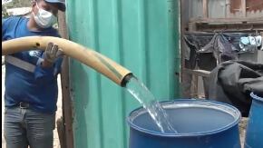 El plan Agua para Ciudad de Dios abastece a las familias de este sector de Guayaquil mediante tanqueros.