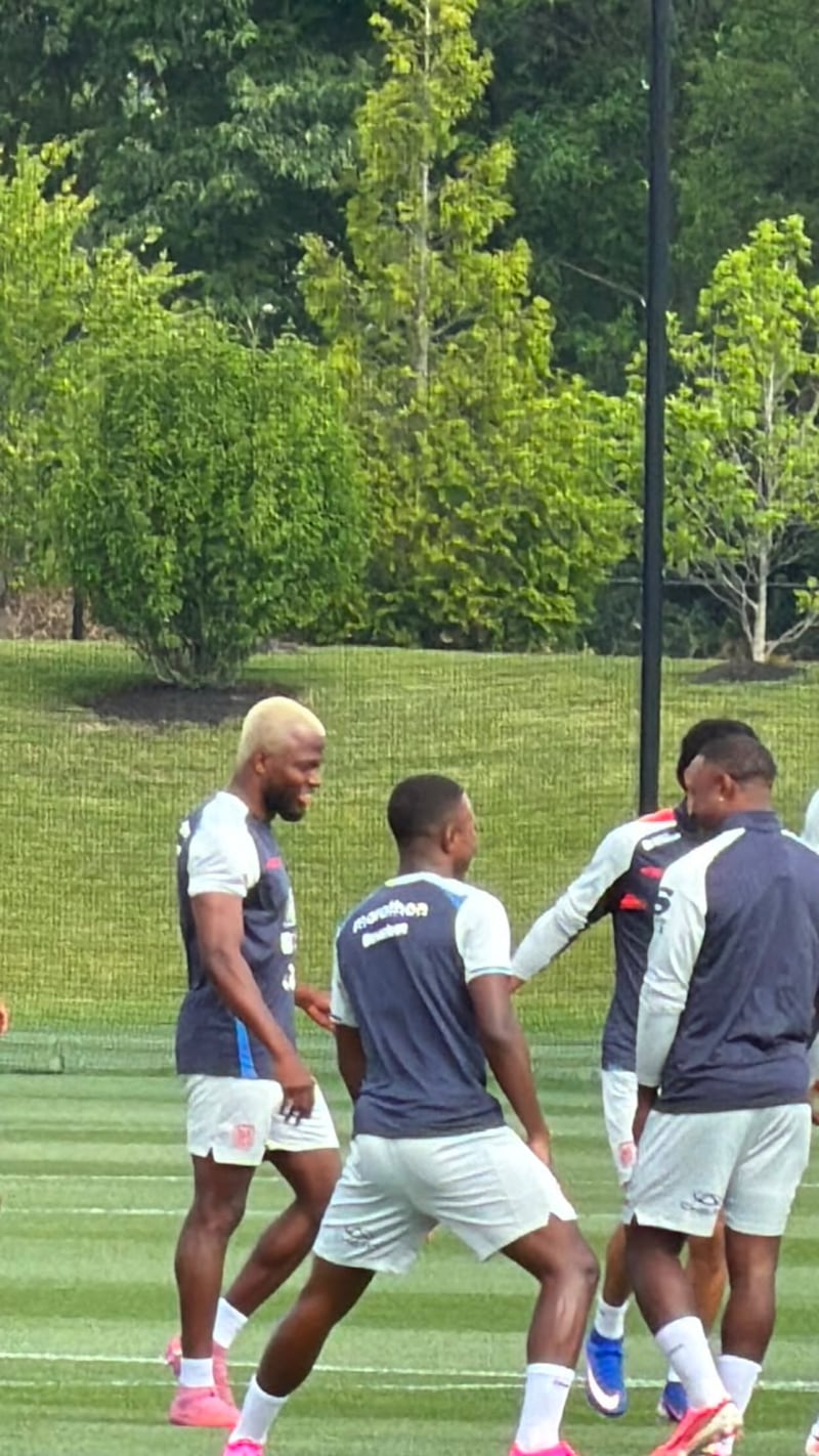 Enner Valencia con nuevo look para su tercer Mundial