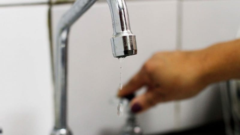 ¿Hasta qué hora durará el corte de agua de Ñuñoa y Providencia? Estos son los puntos de abastecimiento