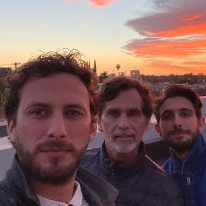 Humberto Zurita y sus hijos, Sebastián y Emiliano