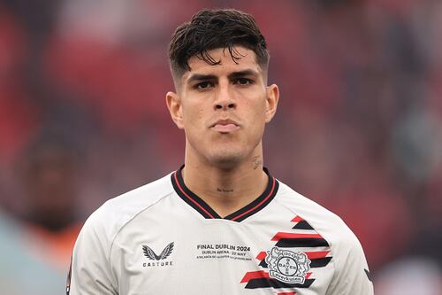 Piero Hincapié quiere dejar Alemania y en Londres se pelean por él