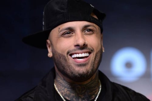 ¿A qué hora cantará Nicky Jam en la Noche Amarilla 2025?