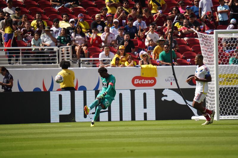 Ecuador cae en su debut en la Copa América