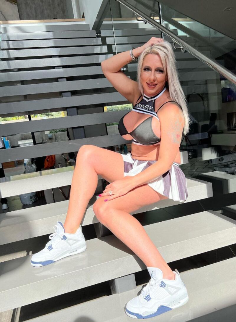 Bella Lexi