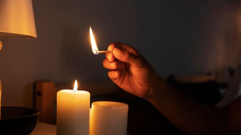 Sondeo revela que 87% de los chilenos teme nuevos cortes de luz este invierno y sólo un 2% cree que se ha actuado bien tras el apagón nacional