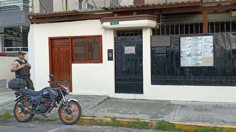 Ecuador declara persona non grata al embajador de Cuba y le da 48 horas para salir del país