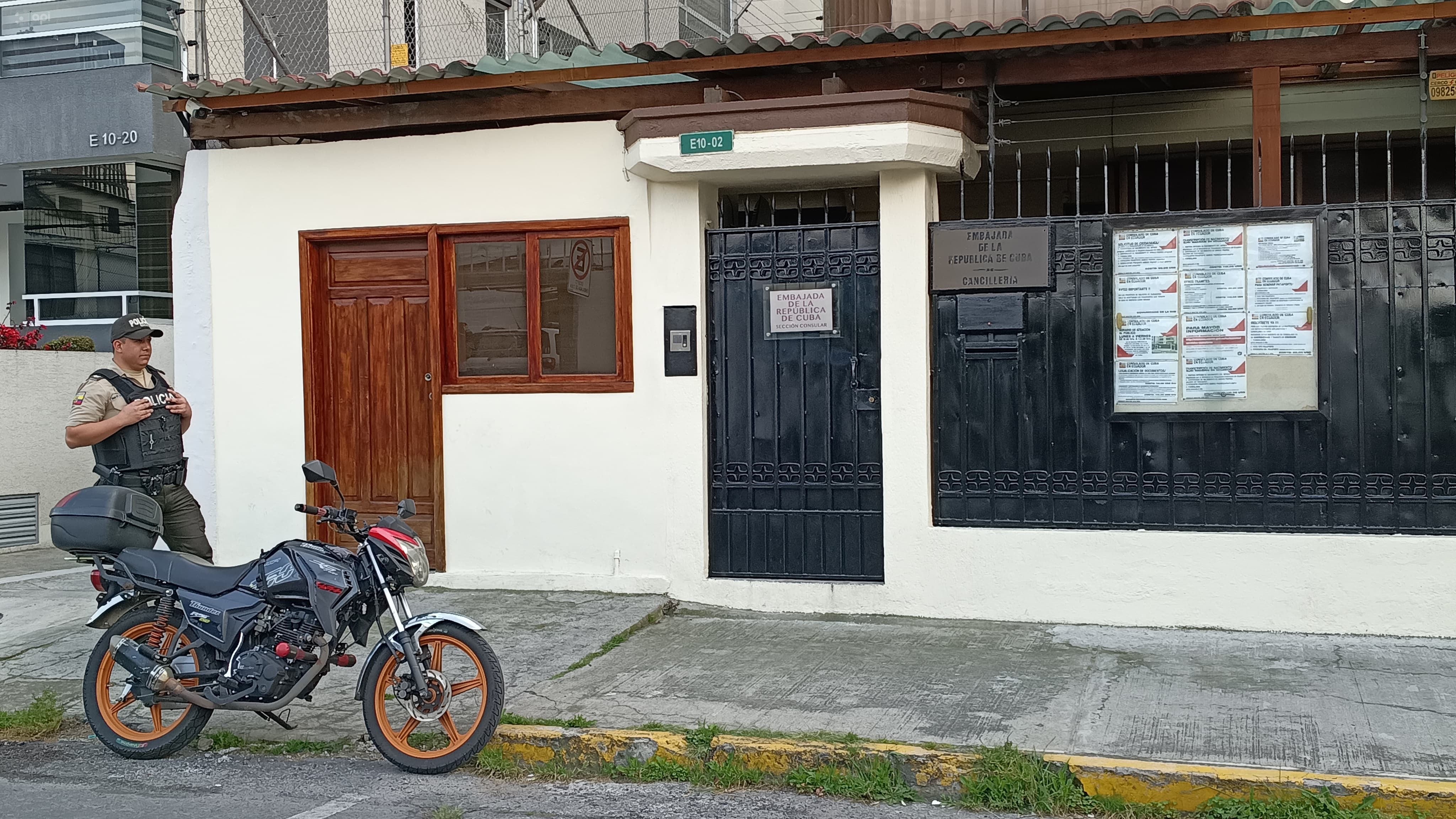 Ecuador declara persona non grata al embajador de Cuba y le da 48 horas para salir del país