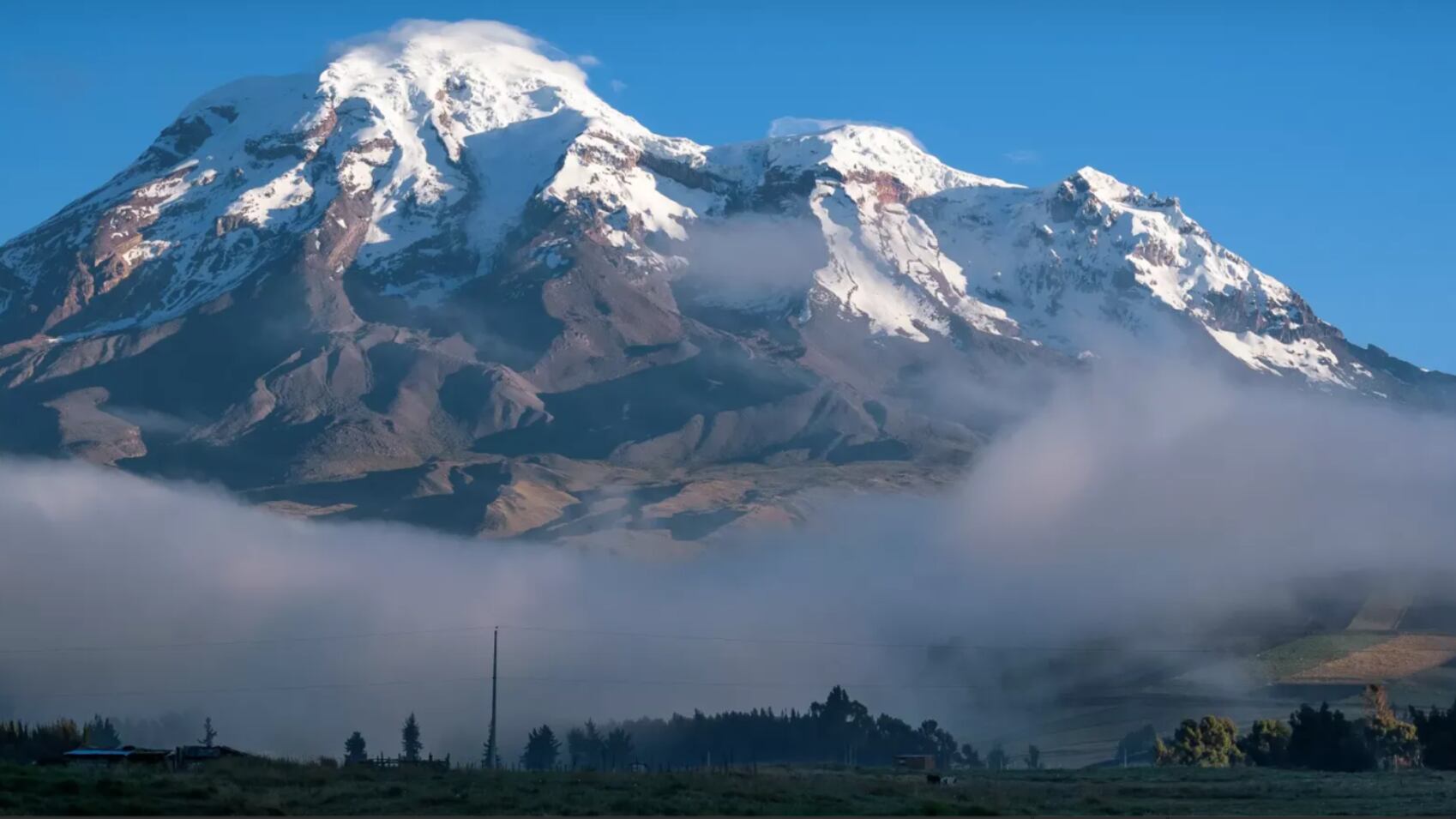 Alerta por alto riesgo de avalancha en el volcán Chimborazo