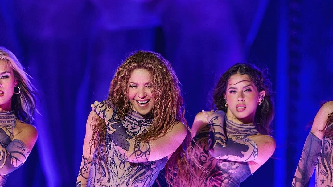 ¿Quién es la hermosa bailarina de Shakira que se roba todas las miradas
