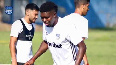 Michael Carcelén con el Emelec