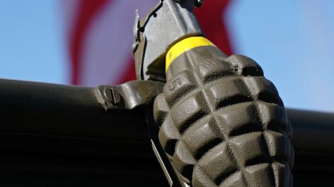 Niños fallecieron tras jugar con una granada en el patio de su casa