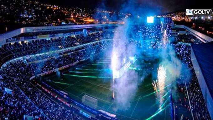 Noche Blanca en el Estadio Rodrigo Paz Delgado