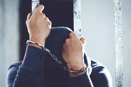 Psicólogo de hospital público descubrió un repudiable crimen luego de que una niña de 11 años rompiera el silencio