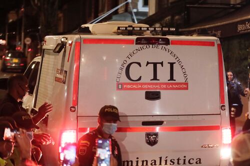 ¿Karma inmediato? Sicario asesinó a dos personas, se cayó en su huída y comunidad le disparó con la misma arma