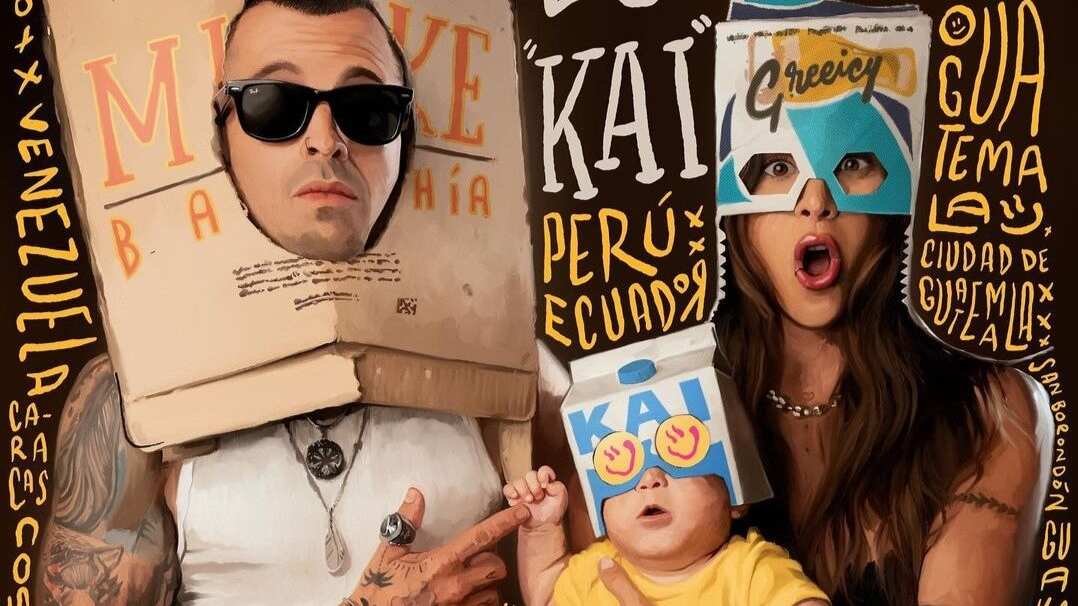 En los comentarios criticaron la postura de Mike Bahía y Greeicy de no mostrar la cara de Kai, pero sí sus partes íntimas.