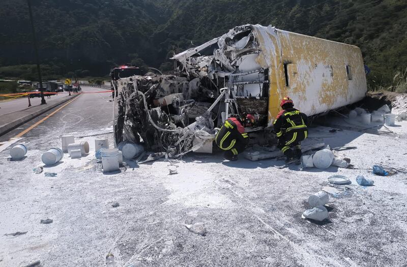 Lo que se sabe sobre el accidente en la Panamericana Norte deja un fallecido y 34 heridos
