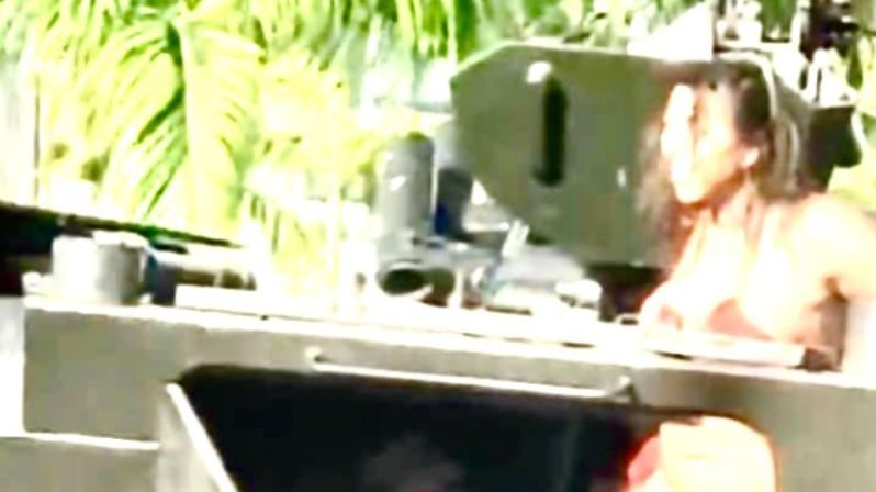 Lo que pasó con militares que dejaron que mujer se subiera a una tanqueta a bailar en Manta
