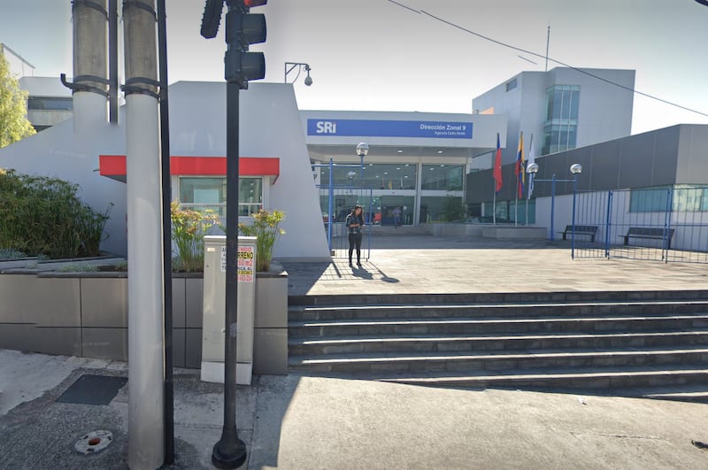 Asalto al SRI en Quito: sustraen computadoras y vehículos incautados
