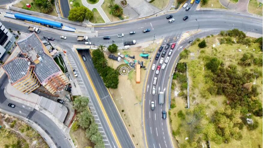 Avenida Oswaldo Guayasamín