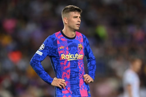 Piqué está fuera de control tras separación de Shakira